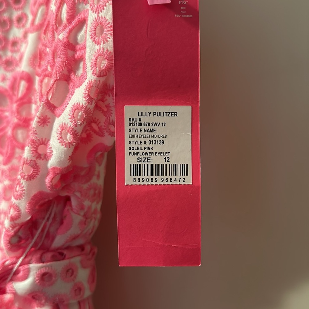 BNWT Lilly Pulitzer Edith Eyelet Dress - Picture 7 of 7